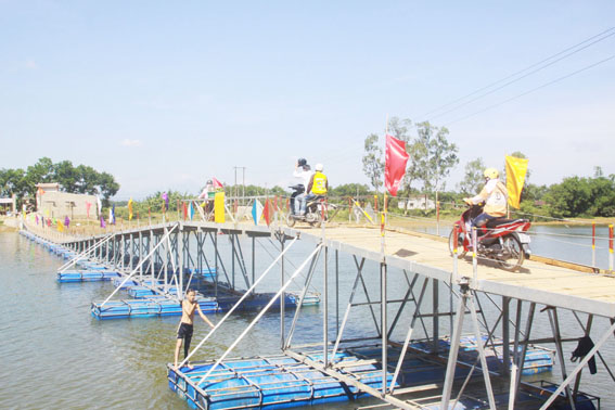 Tăng cường các giải pháp phòng ngừa tai nạn giữa phương tiện thuỷ với cầu vượt sông